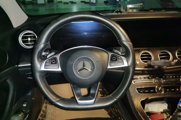 Used Mercedes-Benz E-Class 2018 E 200 L Sport Edition Steering Wheel
