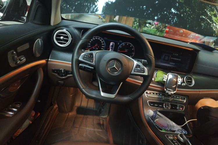 Used Mercedes-Benz E-Class 2018 E 300 L Sport Luxury Edition Steering Wheel