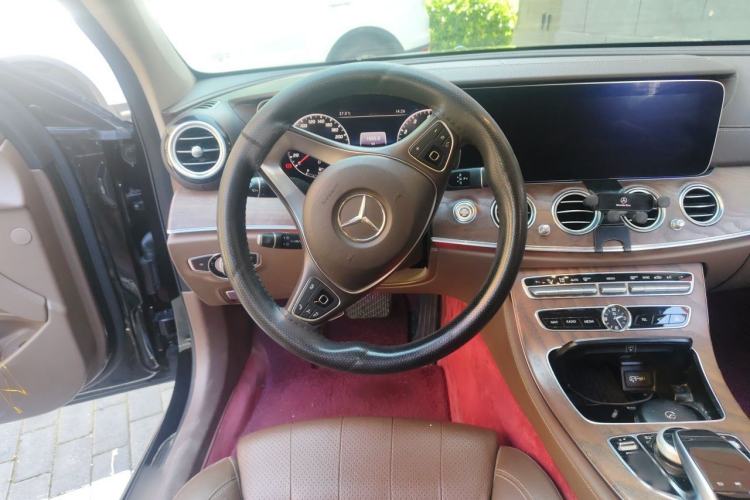 Used Mercedes-Benz E-Class 2018 Facelift E 200 L 4MATIC Steering Wheel