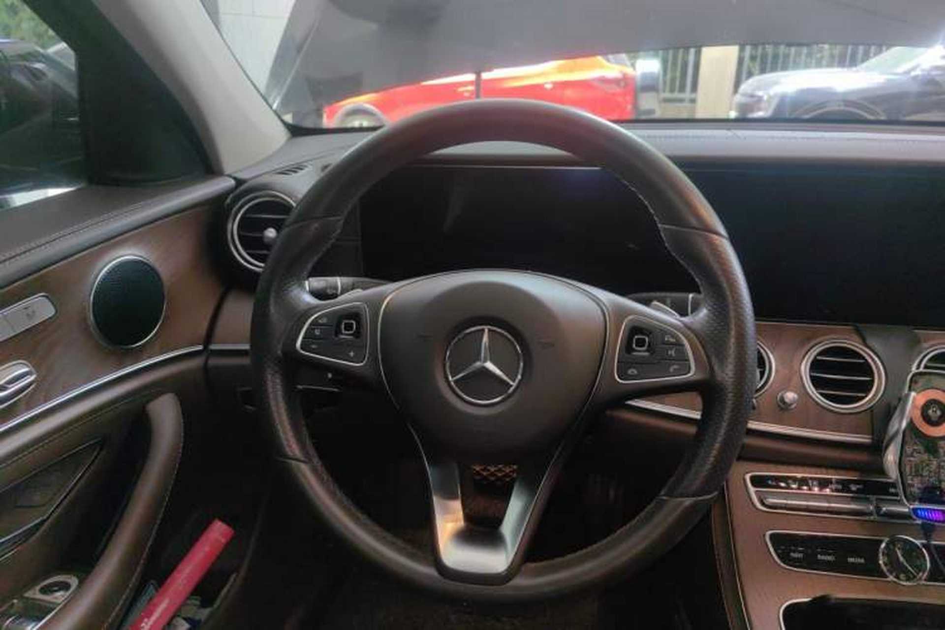 Used Mercedes-Benz E-Class 2018 E 300 L Luxury Model Steering Wheel