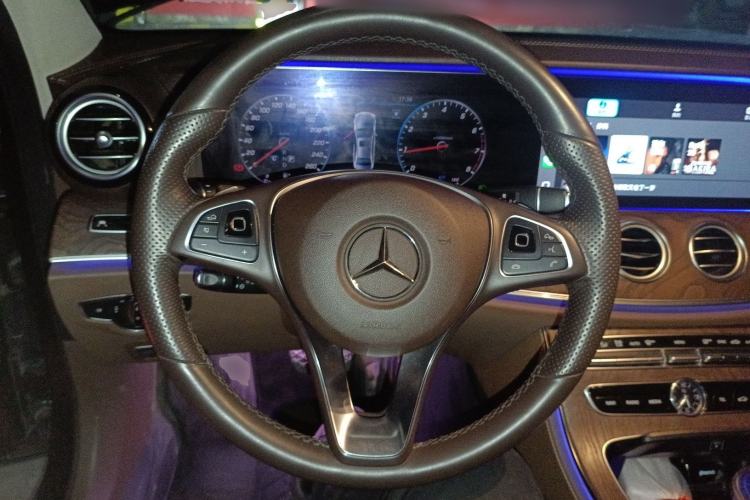 Used Mercedes-Benz E-Class 2018 E 300 L Luxury Model Steering Wheel