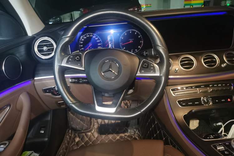 Used Mercedes-Benz E-Class 2018 Facelift E 200 L Sport Edition Steering Wheel