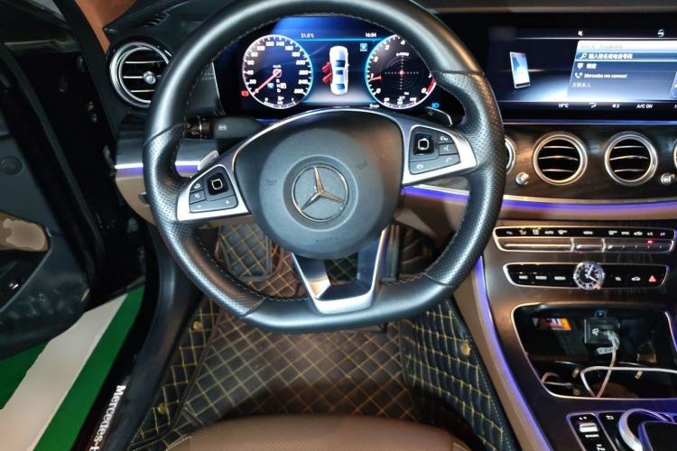 Used Mercedes-Benz E-Class 2018 Restyled E 300 L Sporty and Stylish Edition Steering Wheel