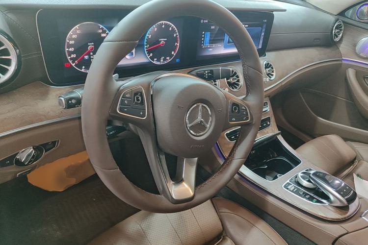 Used Mercedes-Benz E-Class 2018 E 200 L Steering Wheel