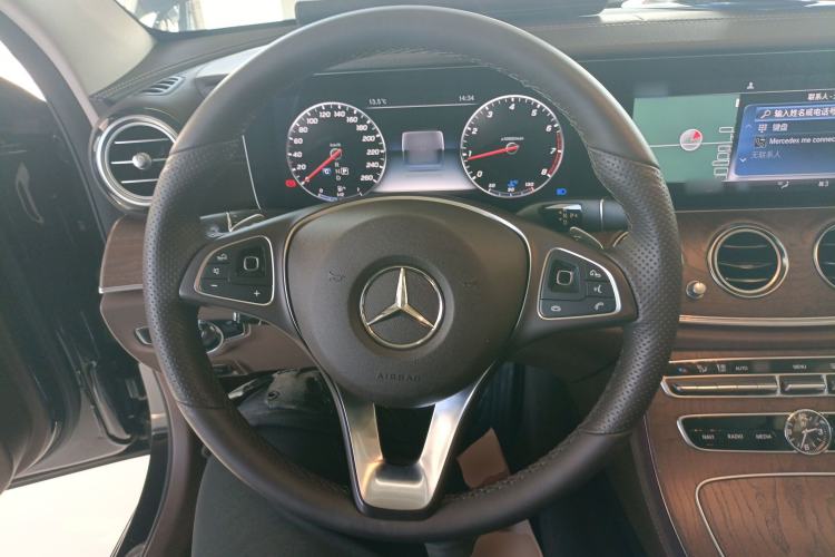 Used Mercedes-Benz E-Class 2018 E 200 L Steering Wheel