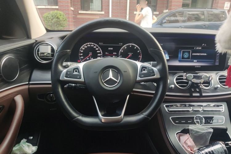 Used Mercedes-Benz E-Class 2018 Facelift E 200 L Sport 4MATIC Steering Wheel