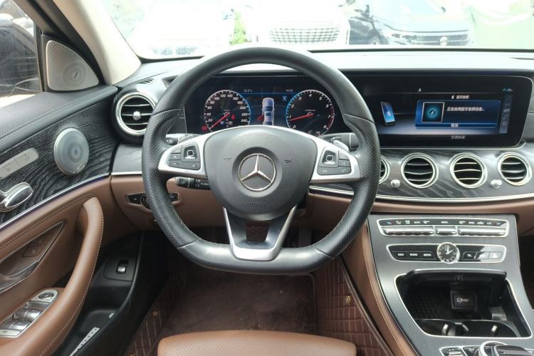 Used Mercedes-Benz E-Class 2018 Facelift E 200 L 4MATIC Steering Wheel