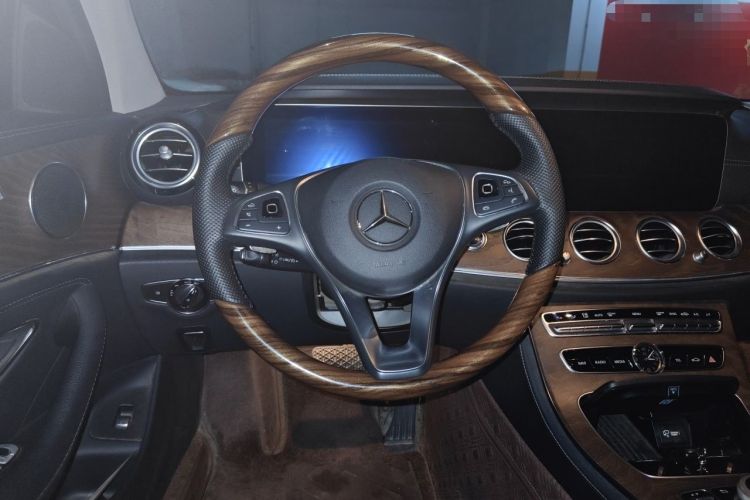 Used Mercedes-Benz E-Class 2018 Facelift E 200 L Steering Wheel