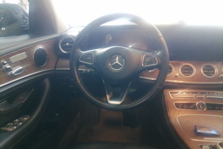 Used Mercedes-Benz E-Class 2018 Facelift E 200 L Steering Wheel