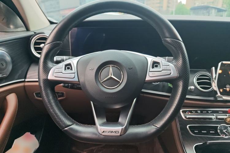 Used Mercedes-Benz E-Class 2018 Facelift E 200 L Steering Wheel