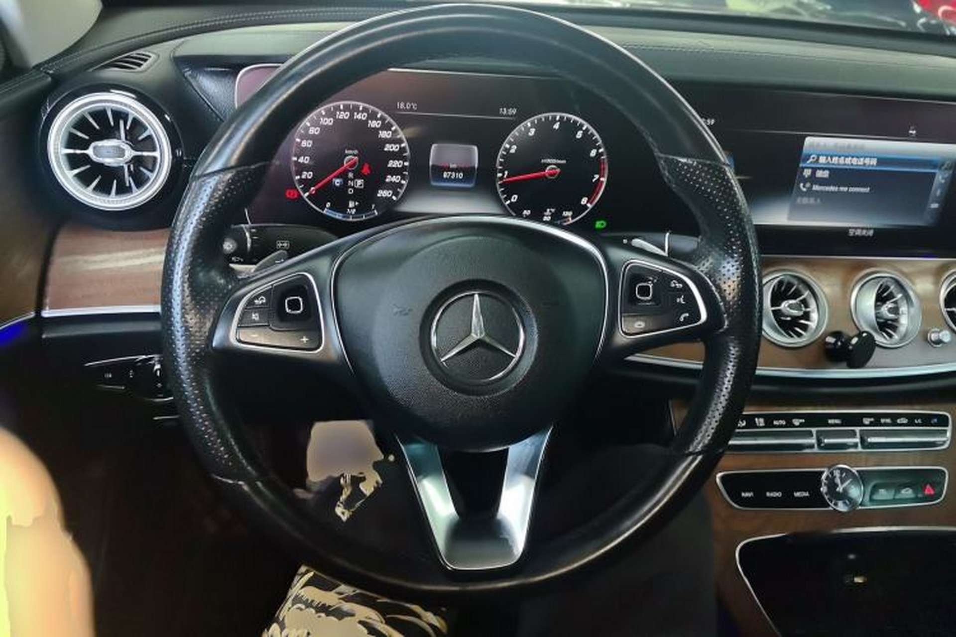 Used Mercedes-Benz E-Class 2018 Facelift E 200 L Steering Wheel