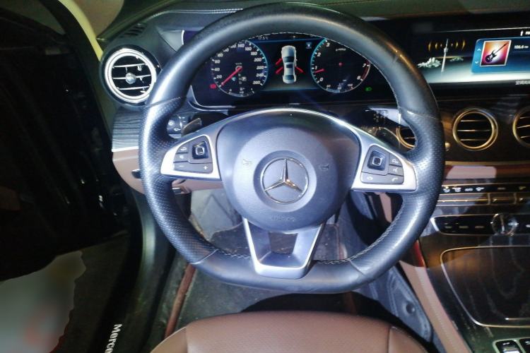 Used Mercedes-Benz E-Class 2018 E 300 L Luxury Model Steering Wheel
