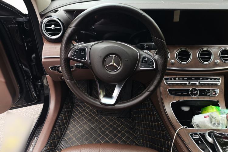 Used Mercedes-Benz E-Class 2018 Facelift E 200 L Steering Wheel