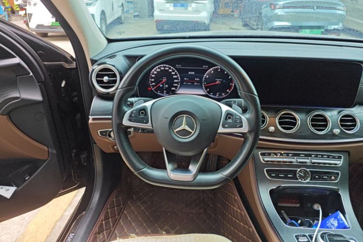 Used Mercedes-Benz E-Class 2018 Facelift E 200 L Sport Edition Steering Wheel