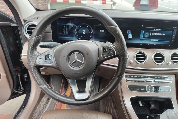 Used Mercedes-Benz E-Class 2018 Facelift E 200 L 4MATIC Steering Wheel