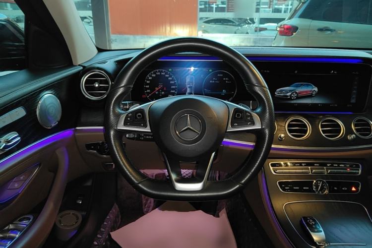 Used Mercedes-Benz E-Class 2018 Restyled E 300 L Sport Luxury Edition Steering Wheel