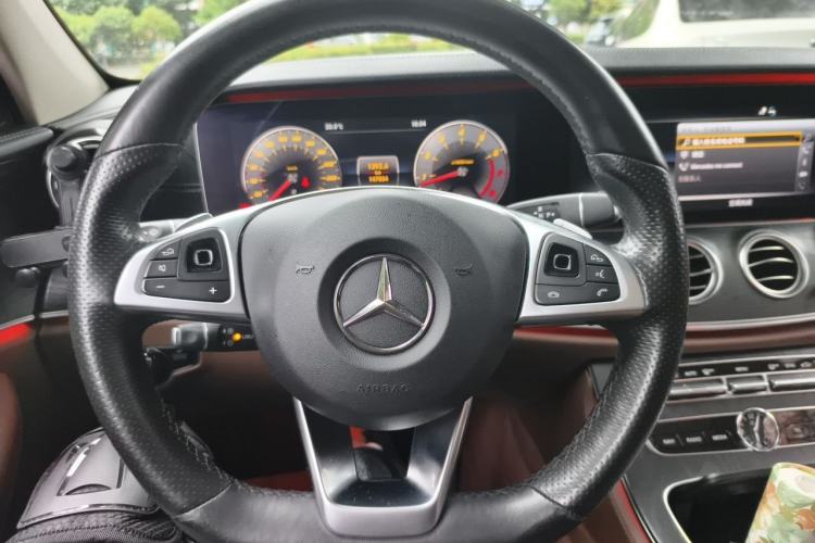 Used Mercedes-Benz E-Class 2018 Restyled E 300 L Sporty and Stylish Edition Steering Wheel