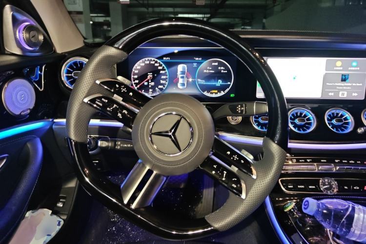 Used Mercedes-Benz E-Class 2018 Facelift E 300 L Luxury Edition Steering Wheel