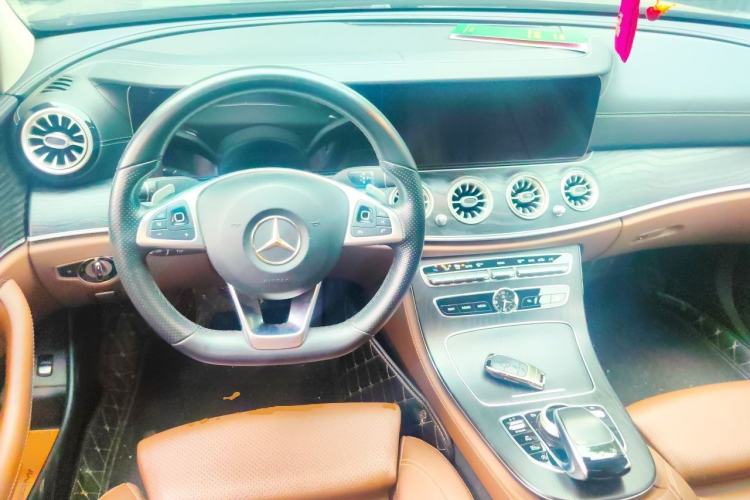 Used Mercedes-Benz E-Class 2018 Facelift E 200 L Sport Edition Steering Wheel