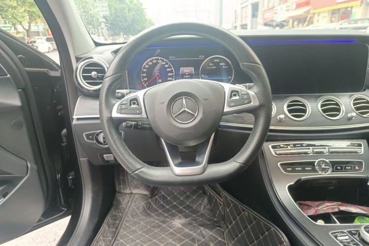 Used Mercedes-Benz E-Class 2018 E 200 L Sport Edition Steering Wheel