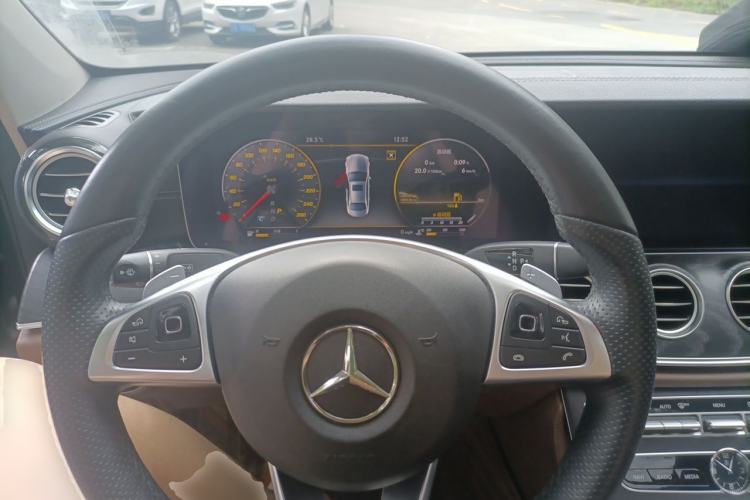 Used Mercedes-Benz E-Class 2018 Facelift E 200 L Sport 4MATIC Steering Wheel
