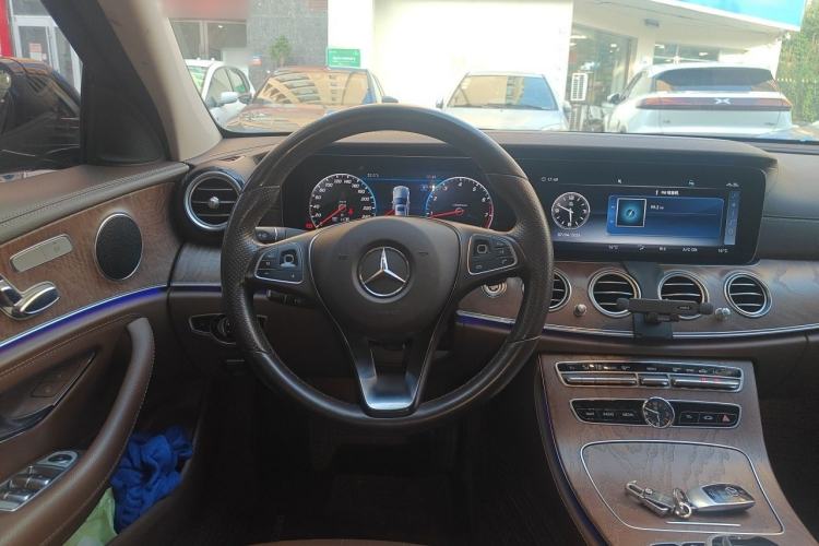 Used Mercedes-Benz E-Class 2018 Facelift E 200 L Steering Wheel
