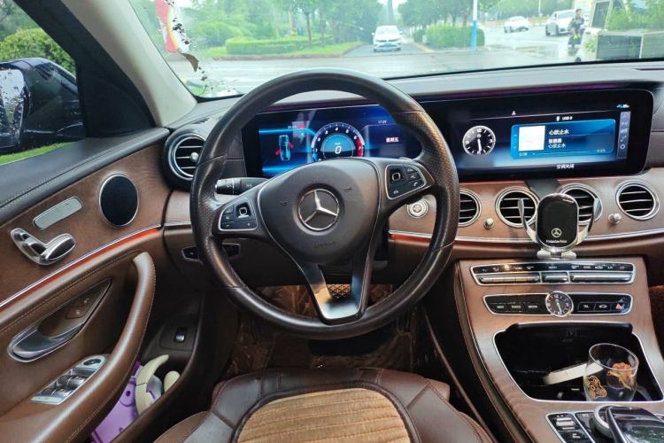 Used Mercedes-Benz E-Class 2018 E 200 L Steering Wheel