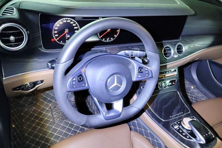 Used Mercedes-Benz E-Class 2018 E 200 L Sport Edition Steering Wheel