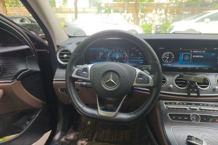 Used Mercedes-Benz E-Class 2018 Facelift E 200 L Sport Edition Steering Wheel