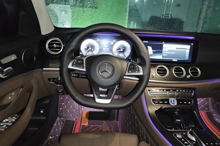 Used Mercedes-Benz E-Class 2018 E 200 Sport 4MATIC Steering Wheel