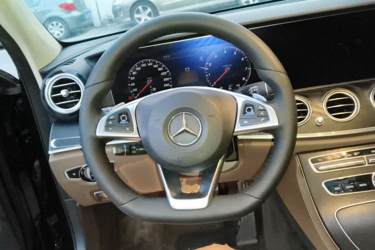 Used Mercedes-Benz E-Class 2018 Facelift E 200 L Sport Edition Steering Wheel