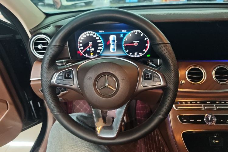 Used Mercedes-Benz E-Class 2018 E 200 L Steering Wheel