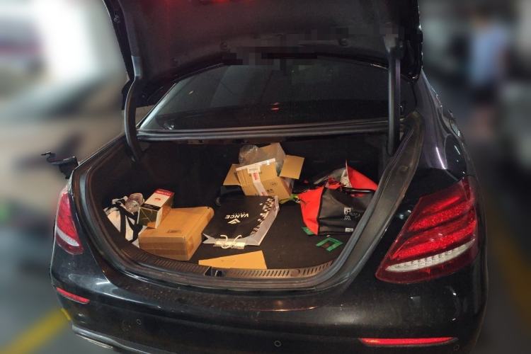 Used Mercedes-Benz E-Class 2018 E 200 L Trunk