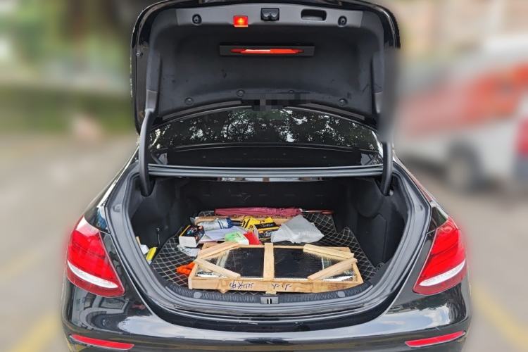 Used Mercedes-Benz E-Class 2018 Restyled E 300 L Sporty and Stylish Edition Trunk