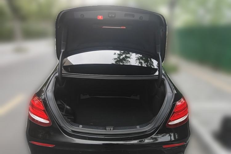 Used Mercedes-Benz E-Class 2018 Facelift E 200 L Sport Edition Trunk