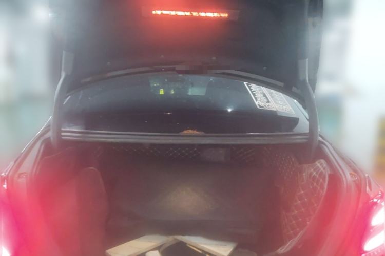 Used Mercedes-Benz E-Class 2018 Facelift E 200 L Trunk