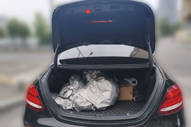 Used Mercedes-Benz E-Class 2018 Facelift E 200 L Sport Edition Trunk