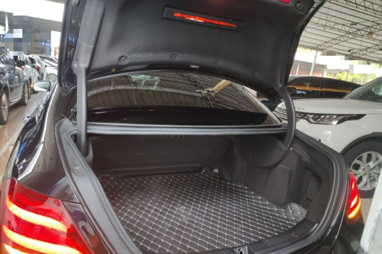 Used Mercedes-Benz E-Class 2018 Restyled E 300 L Sport Luxury Edition Trunk
