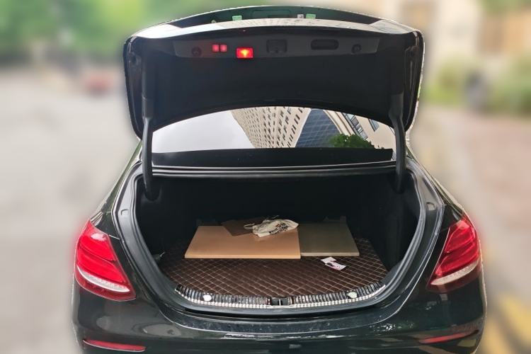 Used Mercedes-Benz E-Class 2018 Facelift E 200 L Trunk