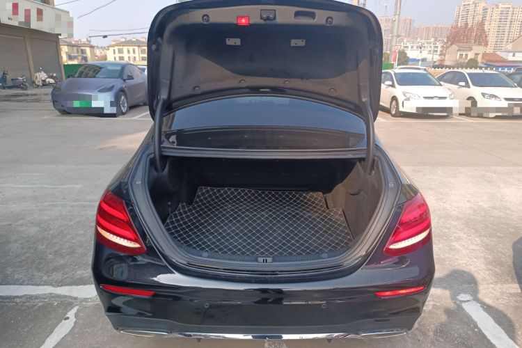Used Mercedes-Benz E-Class 2018 Facelift E 200 L Sport Edition Trunk