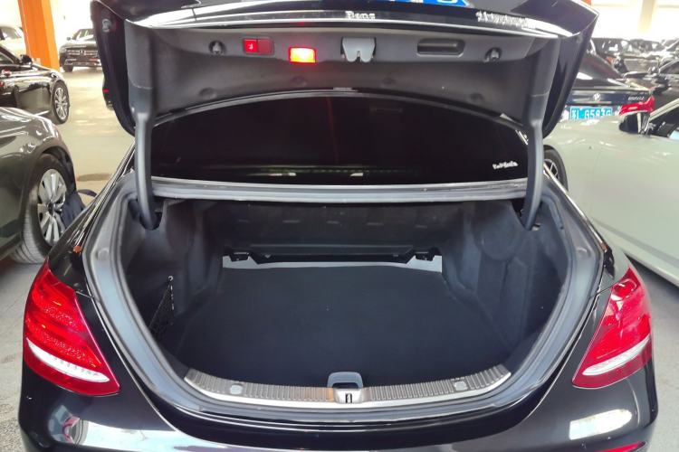 Used Mercedes-Benz E-Class 2018 Facelift E 200 L Trunk