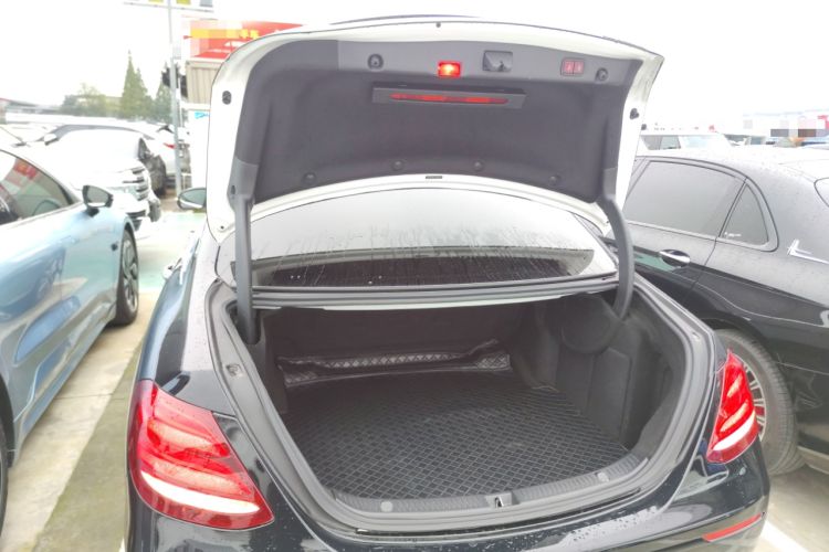 Used Mercedes-Benz E-Class 2018 Facelift E 300 L Luxury Edition Trunk