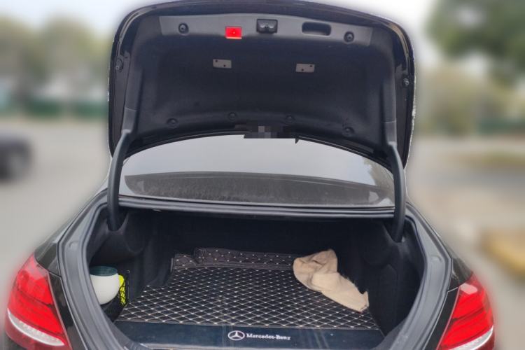 Used Mercedes-Benz E-Class 2018 Facelift E 200 L Sport Edition Trunk