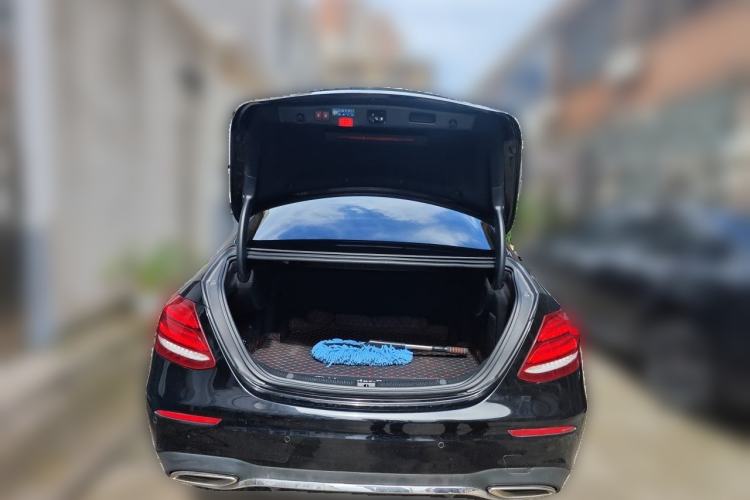 Used Mercedes-Benz E-Class 2018 Facelift E 200 L Sport Edition Trunk