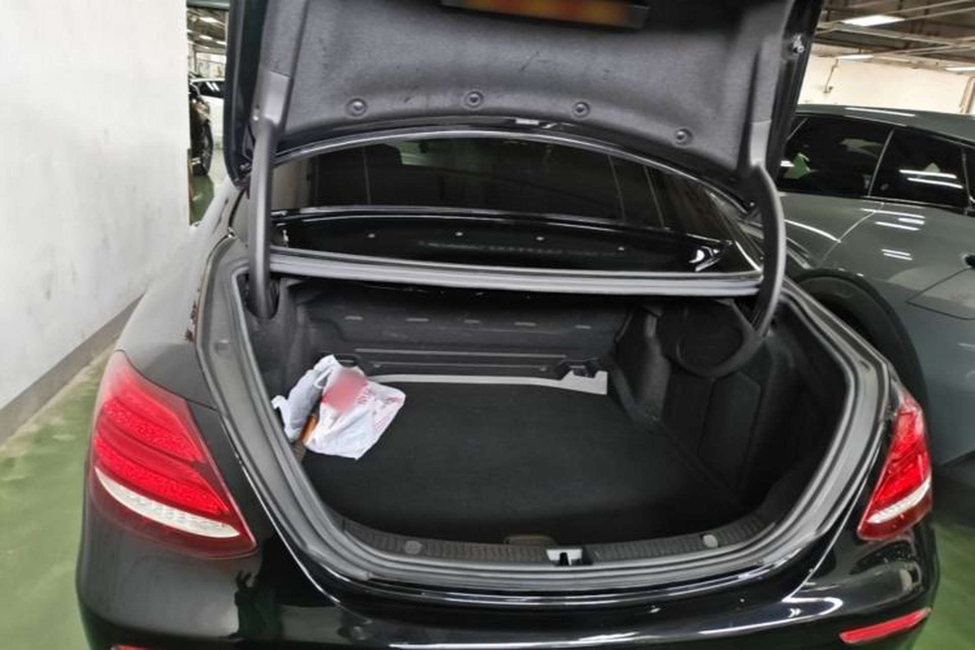 Used Mercedes-Benz E-Class 2018 E 200 L Sport Edition Trunk