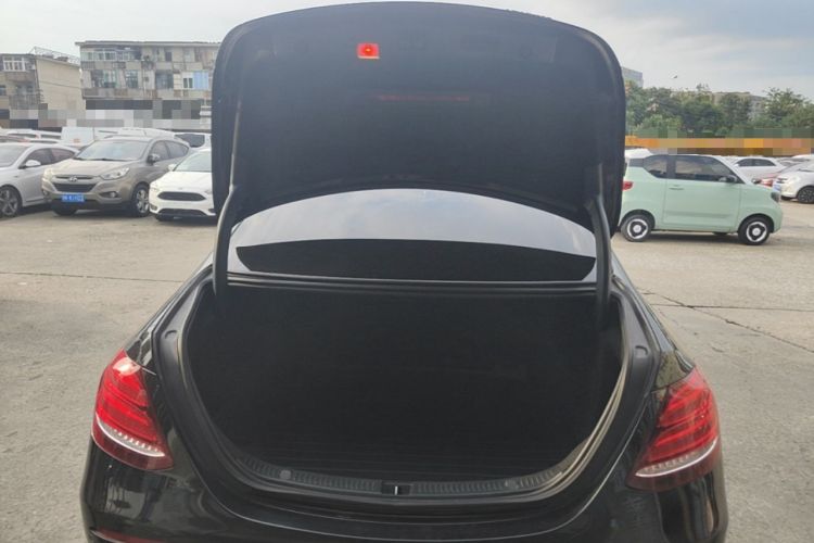 Used Mercedes-Benz E-Class 2018 Facelift E 200 L Trunk