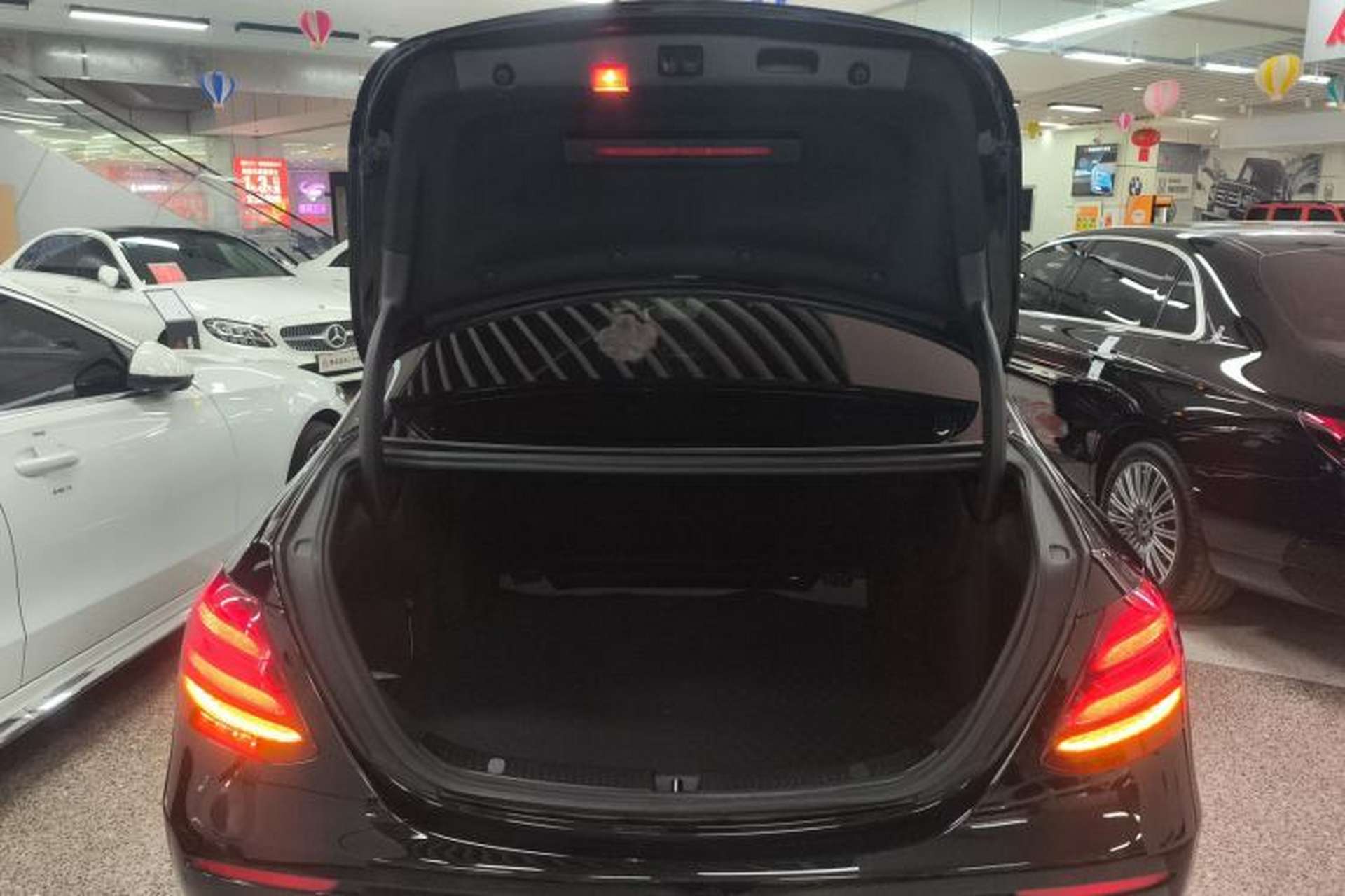 Used Mercedes-Benz E-Class 2018 Facelift E 200 L Trunk