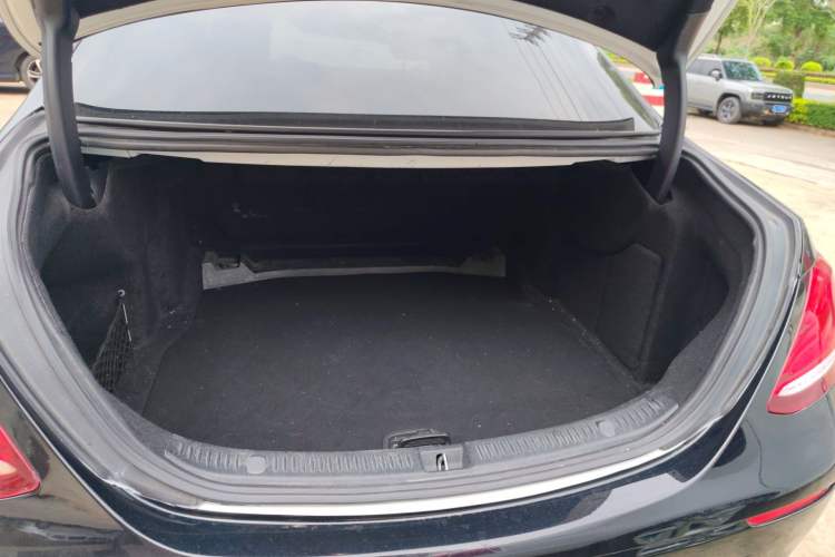 Used Mercedes-Benz E-Class 2018 E 300 L Luxury Model Trunk
