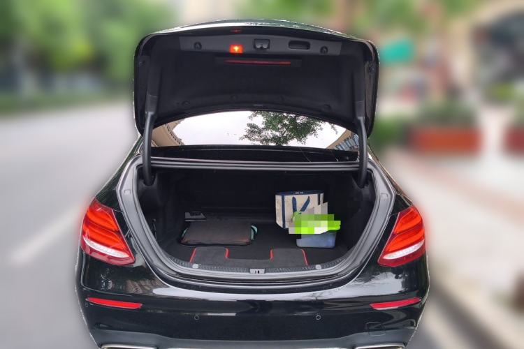 Used Mercedes-Benz E-Class 2018 Facelift E 200 L Sport Edition Trunk