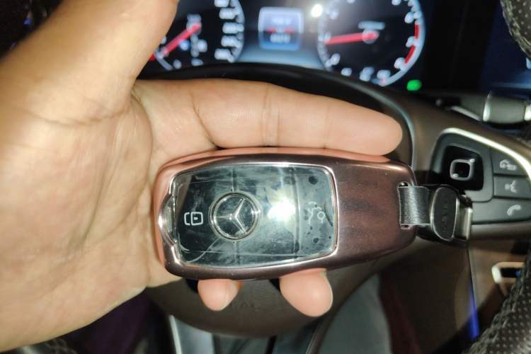 Used Mercedes-Benz E-Class 2018 E 200 L Vehicle Key